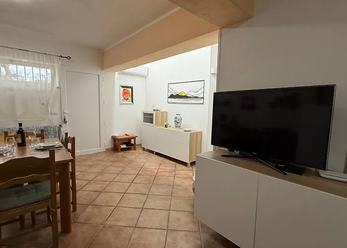 Lägenhet L'ulivo Brancaleone Marina